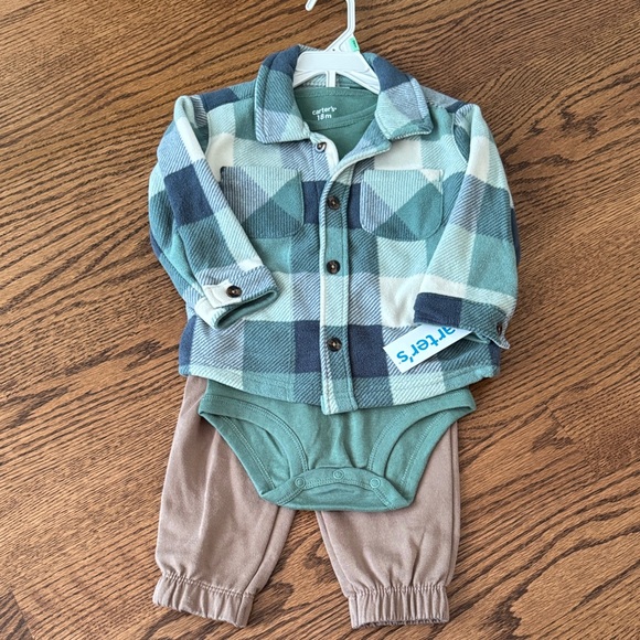 NWT Carters Plaid Baby Outfit with Bodysuit and Pants - Picture 1 of 3